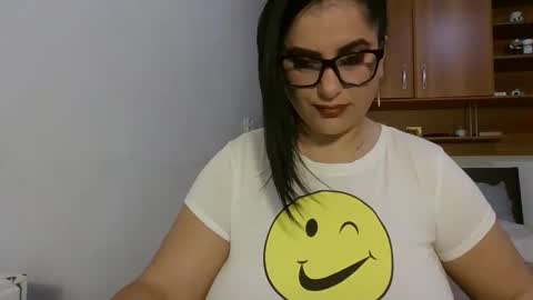 Ami online show from November 17, 9:09 pm