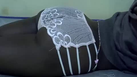 cutiehanish4 online show from May 27, 1:57 am