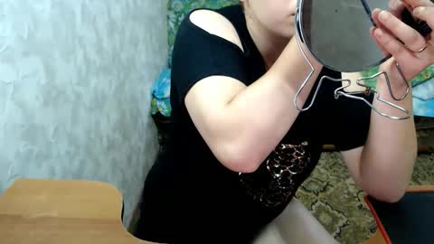 cutiemarine online show from May 15, 9:38 am