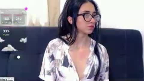 Snapshot of cutte_kitty_ chatting on July 4, 5:08 pm miss ari online show from July 4, 5:08 pm