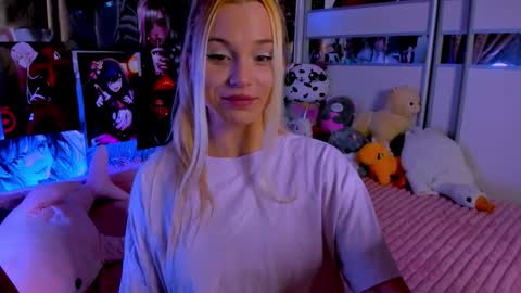 Nora online show from January 31, 9:35 pm