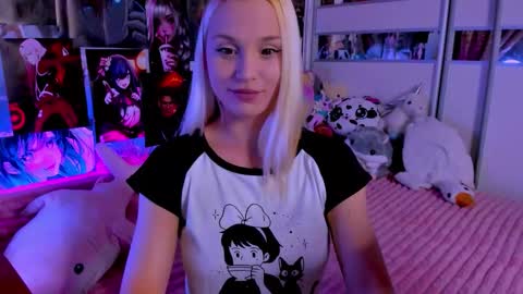 Nora online show from February 25, 9:24 pm