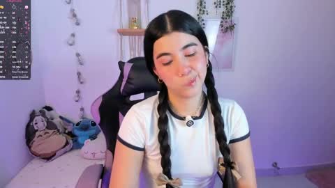 Liz online show from May 14, 10:38 pm