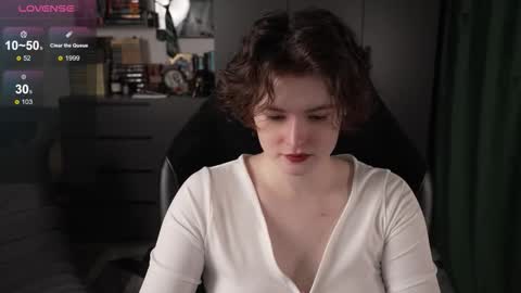 Helen Blossom online show from March 29, 1:33 pm