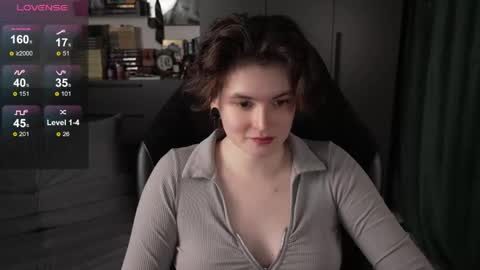 Helen Blossom online show from April 15, 7:58 pm