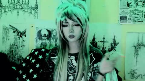 Snapshot of cybrcor3 chatting on October 16, 12:22 am cybrcor3 online show from October 16, 12:22 am