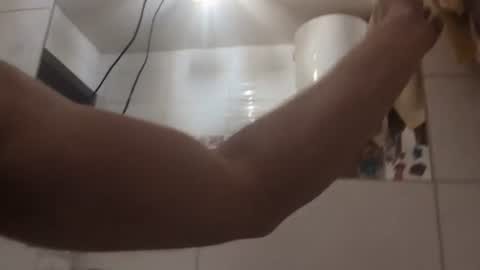Snapshot of cymer4949 chatting on August 8, 1:41 am cymer4949 online show from August 8, 1:41 am