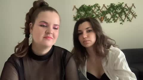 Cynthia online show from May 6, 9:03 am