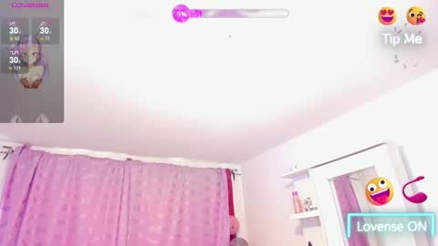 Snapshot of cynthiawatson_ chatting on March 10, 1:10 pm Cynthia online show from March 10, 1:10 pm