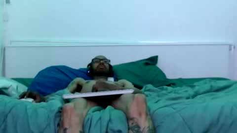 Snapshot of cyrusveal3 chatting on June 15, 11:56 am SkinnyTattedGuy online show from June 15, 11:56 am