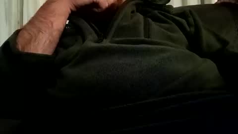 D online show from April 14, 9:15 am