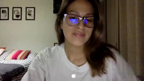 Paulette online show from December 2, 3:15 am