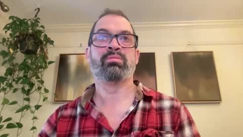 Snapshot of d4ddy858 chatting on December 21, 1:18 pm d4ddy858 online show from December 21, 1:18 pm