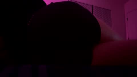 Snapshot of d710108 chatting on October 13, 3:17 am d710108 online show from October 13, 3:17 am