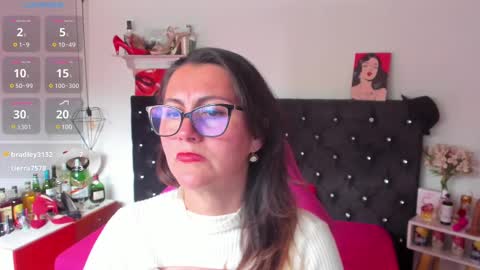 Mia  online show from February 26, 6:54 pm