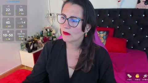 Mia  online show from March 10, 3:41 pm