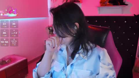 Mia  online show from September 30, 12:21 pm