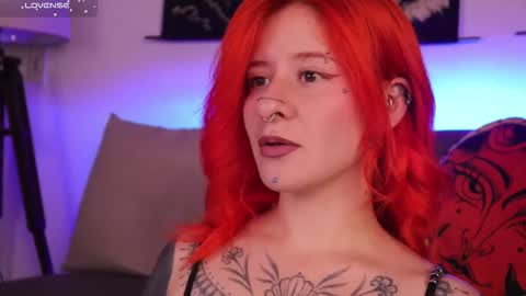 Snapshot of daarlene chatting on December 16, 10:53 am Darlene online show from December 16, 10:53 am