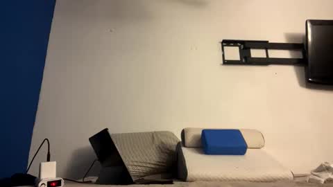 Jewbb online show from February 17, 4:53 am