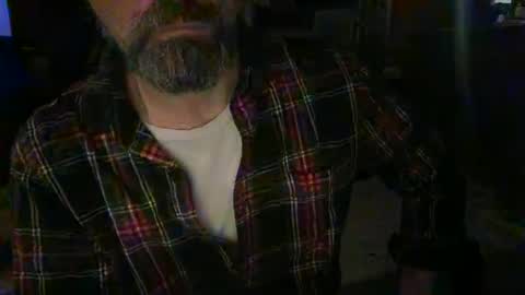 Snapshot of daddnextdoor chatting on September 28, 4:51 am daddnextdoor online show from September 28, 4:51 am