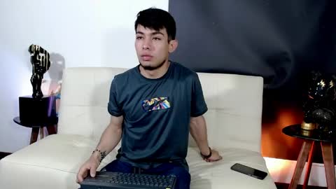 juancho online show from May 19, 11:16 am