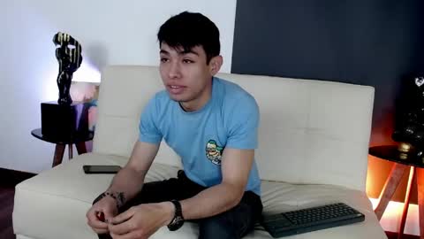 juancho online show from May 25, 11:27 am