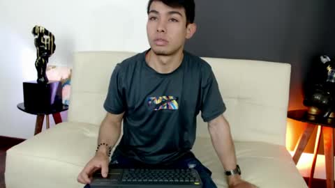 juancho online show from May 26, 11:50 am