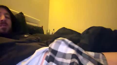 Snapshot of daddyace321 chatting on March 3, 12:33 pm daddyace321 online show from March 3, 12:33 pm