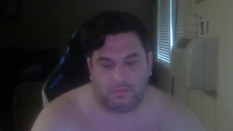 Snapshot of daddybody4u chatting on February 11, 9:25 pm daddybody4u online show from February 11, 9:25 pm