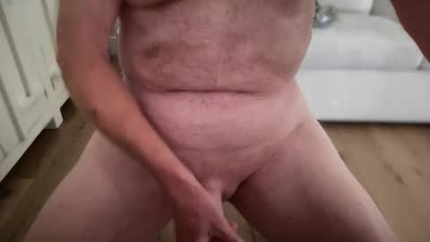 Snapshot of daddycuuksuuk chatting on April 11, 6:23 pm daddycuuksuuk online show from April 11, 6:23 pm