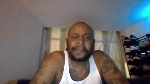 Snapshot of daddydickxm chatting on April 2, 3:37 am daddydickxm online show from April 2, 3:37 am