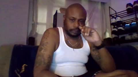Snapshot of daddydickxm chatting on April 16, 4:46 am daddydickxm online show from April 16, 4:46 am