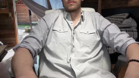 Snapshot of daddydoesit69 chatting on April 4, 9:45 pm Leo online show from April 4, 9:45 pm