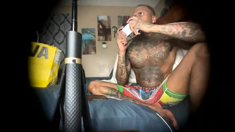sexy tatted king bbc online show from May 21, 12:39 am
