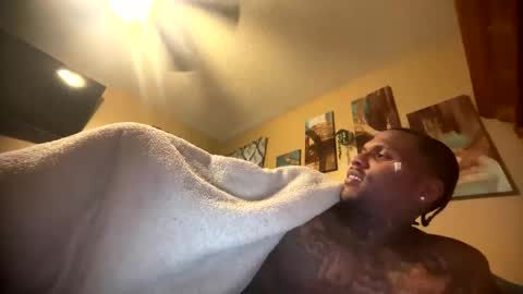 sexy tatted king bbc online show from May 25, 10:49 pm