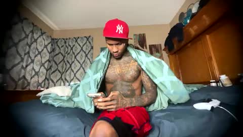 sexy tatted king bbc online show from May 26, 3:30 pm