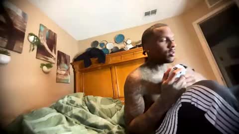 sexy tatted king bbc online show from May 28, 10:40 pm