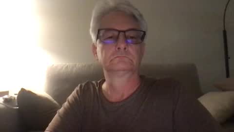 Snapshot of daddymike92883_1 chatting on January 6, 7:20 am daddymike92883_1 online show from January 6, 7:20 am