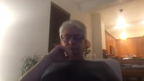 Snapshot of daddymike92883_1 chatting on February 16, 8:43 am daddymike92883_1 online show from February 16, 8:43 am