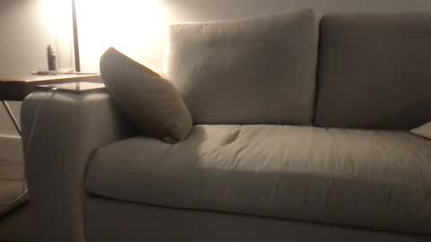 Snapshot of daddymike92883_1 chatting on March 9, 2:29 am daddymike92883_1 online show from March 9, 2:29 am