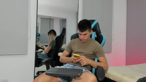 daddyrich4u online show from May 8, 1:44 am