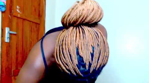 tee online show from February 21, 11:39 pm