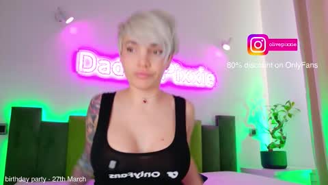 Snapshot of daddyspixxie chatting on March 10, 10:20 am daddyspixxie online show from March 10, 10:20 am