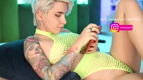 Snapshot of daddyspixxie chatting on April 27, 3:54 pm daddyspixxie online show from April 27, 3:54 pm