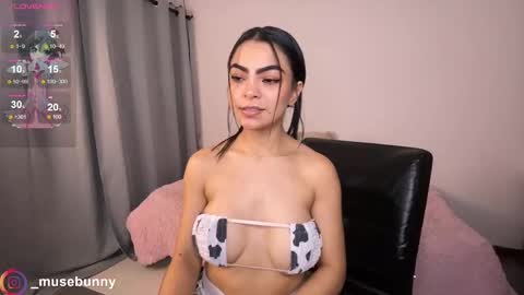 Sophie online show from September 19, 1:51 am