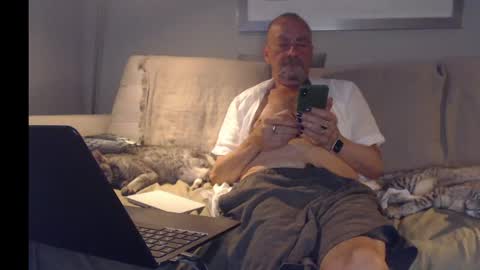 daddytom56 online show from May 27, 1:57 am