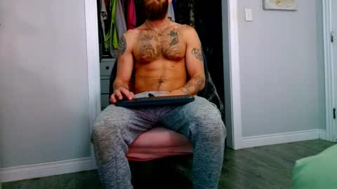 daddyunlocked1 online show from February 2, 2:38 pm