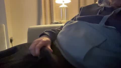 Snapshot of daddyxlaf chatting on February 20, 10:04 pm alphaa1ex online show from February 20, 10:04 pm