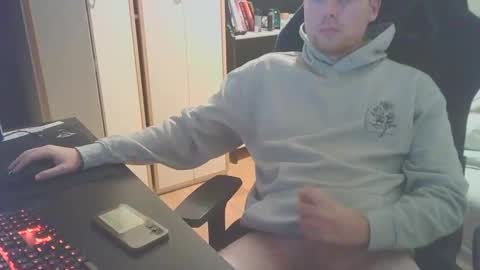 Dae5 online show from October 21, 5:57 pm