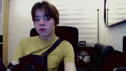 dae_lune online show from March 21, 1:21 am